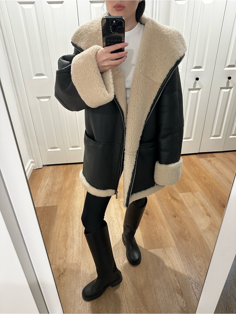 Toteme Menfi shearling coat - Picture 2 of 8